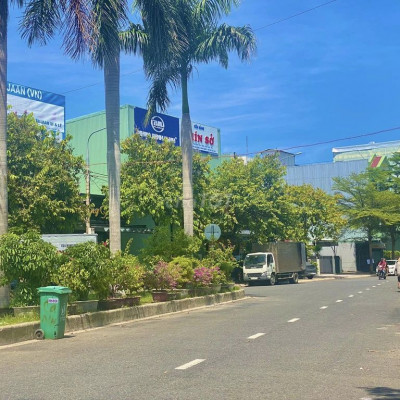 Chính chủ bán gấp lô biệt thự 210m2 ngang 14m đã tách sẵn 2 sổ giá 650