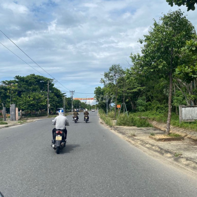 Chỉ 6xx sở hữu đất vườn biệt thự ven sông giáp Hội An