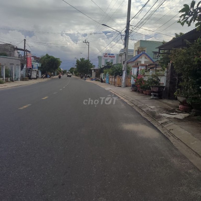 Chủ cần bán lô đất biệt thự nhà vườn 195m2, ven sông giá 6xxtr