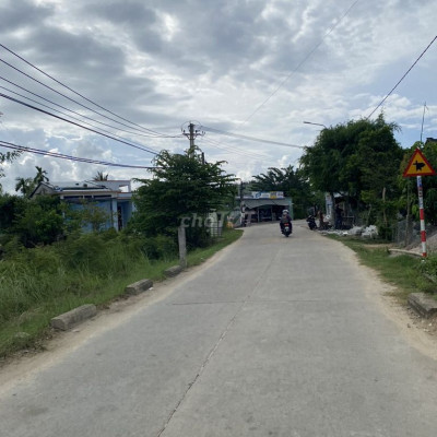 Cần bán 2 lô liền kề 400m2 biệt thự ven sông sát Hội An giá chỉ 6xx/lô