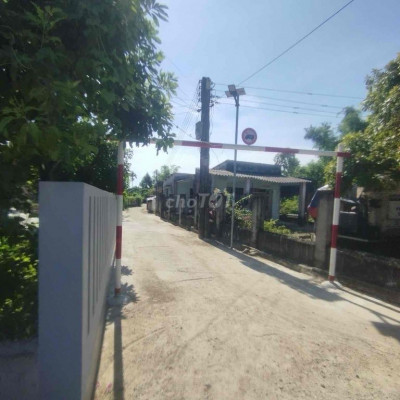 Bán lô đất vườn Bình Tú