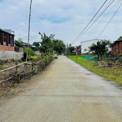 5x27 đất ở hoàn toàn . vân quật. Duy Thành