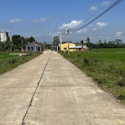 Cần bán nhanh lô DH x. Bình Chánh, h. Thăng Bình giá đầu tư 500tr