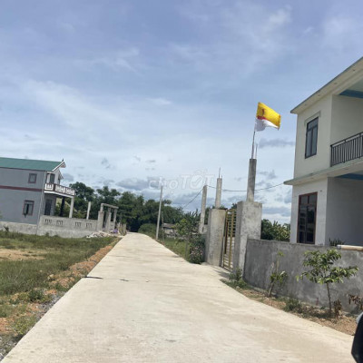 Đát sổ đỏ 115m2 đường ĐT609