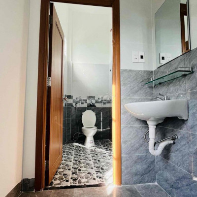 Bán Nhà Điện Ngọc giáp Đà Nẵng