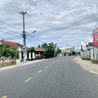 Bán Đất 2 mặt tiền sát chợ gần Thị Trấn Nam Phước- 197m2 ngang 10m