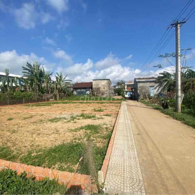 Bán nhanh lô đất góc 2 mặt dt 116m2 ngang 7m giá chỉ 450 triệu