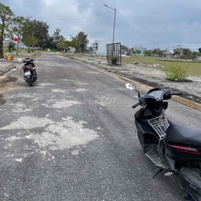 Đất gần chợ điện ngọc giá cực tốt