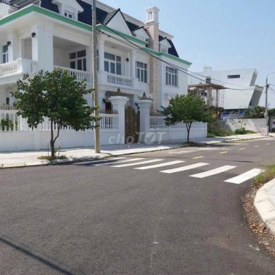 Cầm đúng 599 triệu là khách hàng đã sở hữu lô đất 120m2 chiều ngang 8