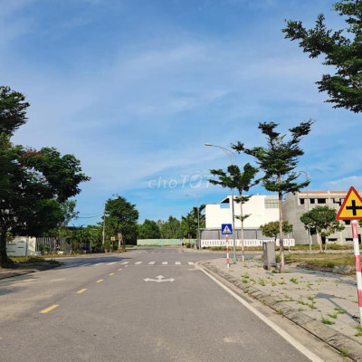 💥💥Sốc 1 lô giá đáy *** khu thu nhập thấp Trường Xuân - Tam Kỳ