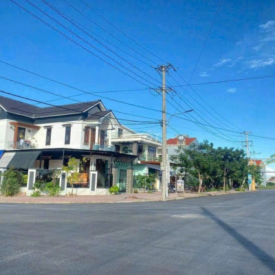 Bán đất sổ đỏ vị trí đắc địa, đường rộng 7m5 - cách Phố cổ Hội An 3km