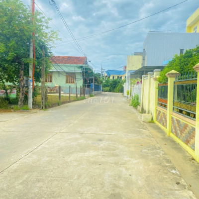 Chỉ 600tr công chứng ngay lô đất trung tâm thị trấn Nam Phước