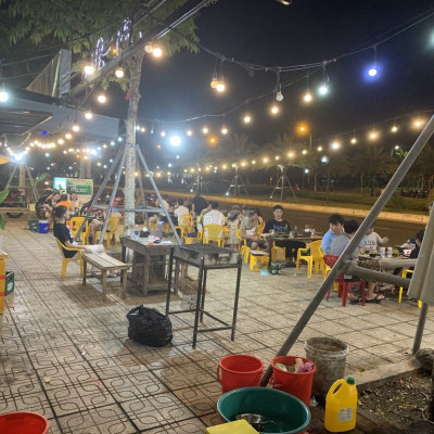 Cần sang lại mặt bằng quán nhậu