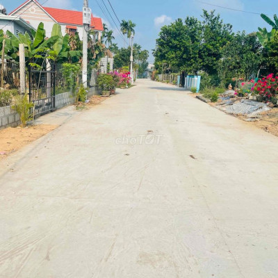 Đất đẹp sát cầu Cẩm Kim Duy Phước, 205m2 đường bê tông 8m thông