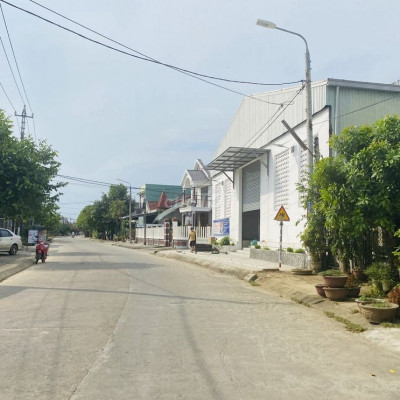 210m2 đường chính 7.5m sát chợ - Trung tâm thị trấn Nam Phước giá 8xx