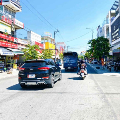 NGỘP BANK - Bán gấp 210m2 full đất đô thị sát chợ trung tâm ven Hội An