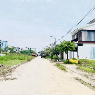 Vợ chồng e cần tiền bán nhanh lô trung tâm Nam Phước giá rẻ