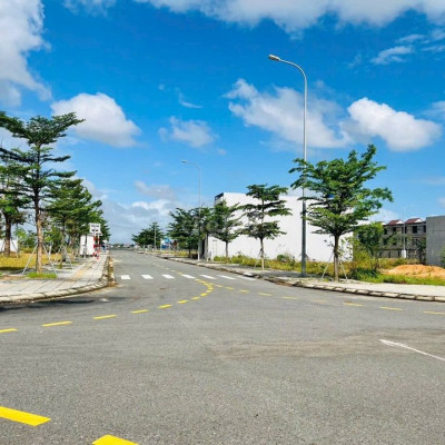 Bán lô đất mặt tiền kinh doanh nở hậu đối diện BV Vĩnh Đức,SHR,15tr/m2