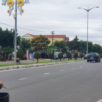 Bán đất ngay KCN Điện Ngọc Diện tích 150m2 (6×25) Đường 7m5 vỉa hè 4m