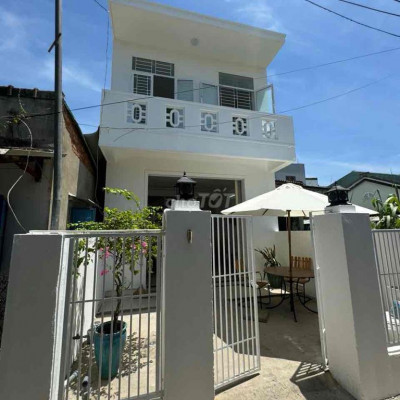 Bán nhà trung tâm phố cổ hội an giá chỉ 3tỷ xxx