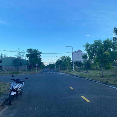 Bán Gấp Lô Đất Đẹp khu số 3 Kế Bên Đại Học Bênh Viện Phan Châu Trinh