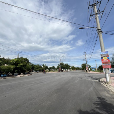 CHỈ CẦN 900TR SỞ HỮU NGAY LÔ ĐẤT GẦN PHỐ CỔ HỘI AN