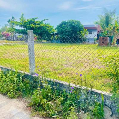 Đất kiệt Huỳnh Thúc Kháng - TT Hà Lam . ngang 11x27 giá 770tr