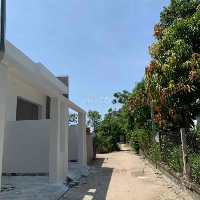 Nhà đổ mê chờ mới xây giá rẻ