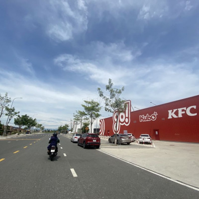 Cần tiền gấp nên bán lô đất 100m2 sát siêu thị Go & Bệnh Viện Vĩnh Đức