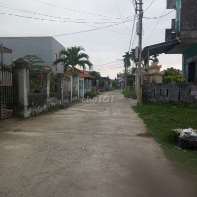 Chỉ với 585tr sở hữu ngay lô đất khu công nghiệp với trục đường chính.