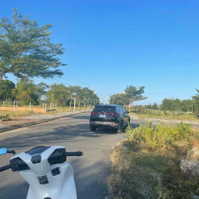 Lô 107m2(5x21) mặt tiền đường 36m sau lưng CoCoBay Đà Nẵng