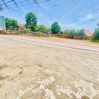 Bán gấp 143m2 đường QH mở rộng tận 17.5m gần chợ La Thọ chỉ 660tr