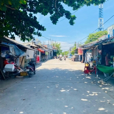 Cần tiền trả nợ bán rẻ lô đất đường 33m rẽ vào thuộc Điện Bàn chỉ 5xx