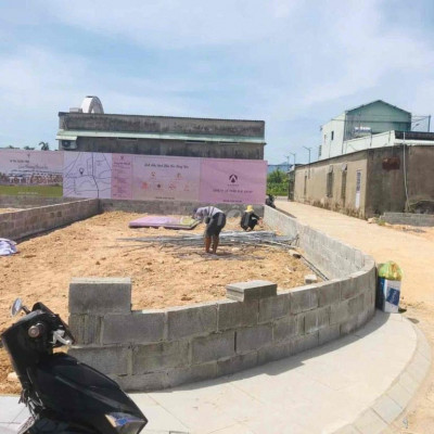 Điện Hồng. Đường 5m5 126m2 Ngay Đường nhựa