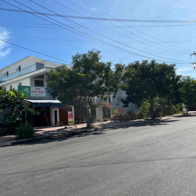 Đất khu đô thi, đg nhựa+lề đèn điện chỉ 800tr sở hữu ngay,đi phố cổ 5’