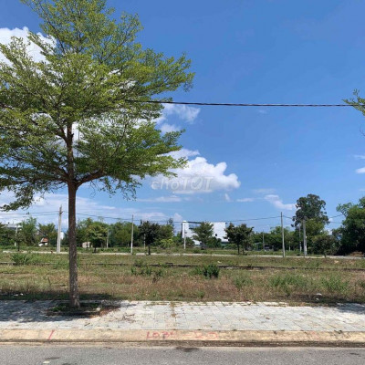 nắm chủ vài lô khu đô thị số 4 giá *** thị trường hàng độc quyền