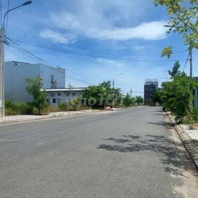 • Siêu Hot! Bán Gấp Lô Đất 100m², 10m5 Gần Chợ Vĩnh Điện. Giá 1.59 Tỷ