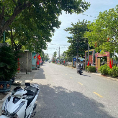 Đất đẹp nằm giáp Đà Nẵng,cạnh KCN,gần chợ-Đường oto-Giá chỉ từ 597tr