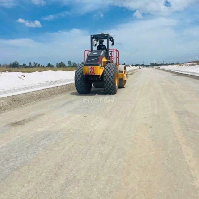 Đất đường 27 m