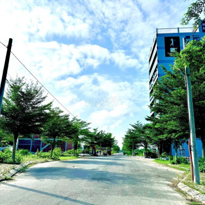 Đất biển KĐT Sentosa sát khách sạn 9 tầng Hàn Quốc,đường 17m5, S:141m2