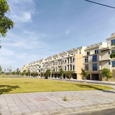 Đất biển KĐT Ngọc Dương đường 10m5,trục thông sông thông ra đường biển