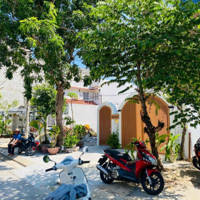 lô đất song song đường Trần Hưng Đạo, cạnh FPT CITY