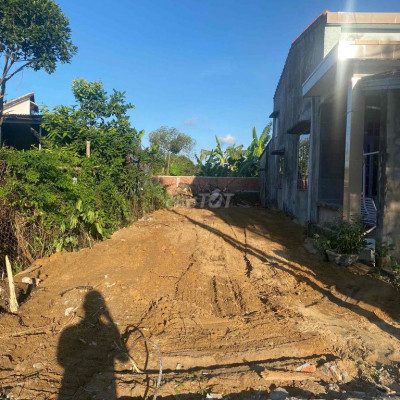 cần bán lô đất ở gần trường Thu Bồn