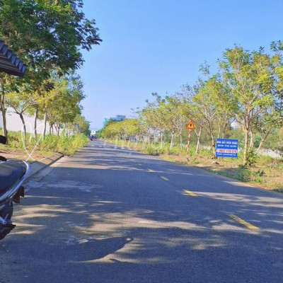 Bán lô góc khu 3 giá rẻ 12tr500/m