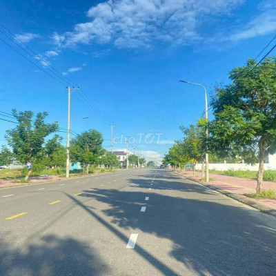 Bán lô đất Điện Bàn 150m2 mặt tiền đường 10,5m, cách phố cổ chỉ 5 phút