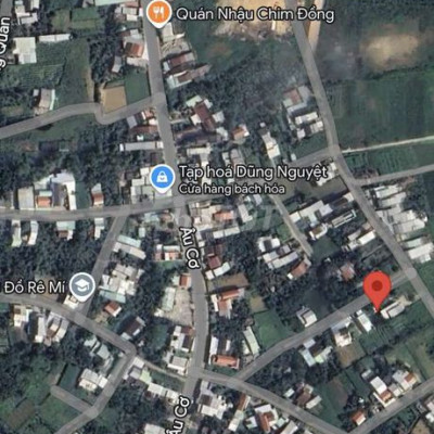 Đất thị trấ Nam Phước, sát đường nhựa