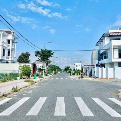 Bán nhanh lô đất ven Nam Đà Nẵng, Diện tích 100m2, đường QH 13,5m