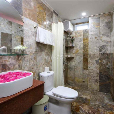 khách sạn 4 tầng,20 phòng đường trần cao vân,hội an