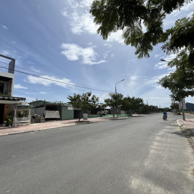 Đất Hội An - 114m2 - trục đường An Dương Vương, sổ đỏ đầy đủ