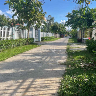 Đất Điện Hoà - Giáp bến xe đức long , gần đường Vành Đai